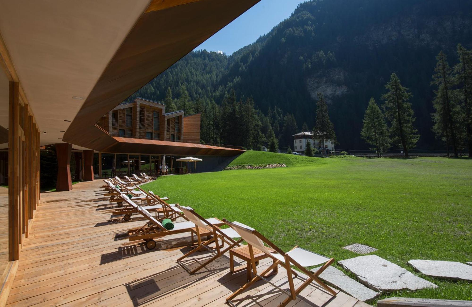 Aethos Monterosa Hotel Champoluc Buitenkant foto